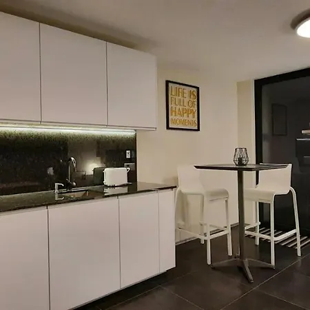 לינה וארוחת בוקר Alps Spirits - 4*